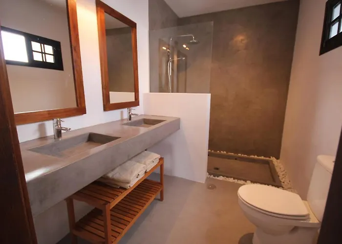 Refugio Yuco In La Vegueta Tinguaton